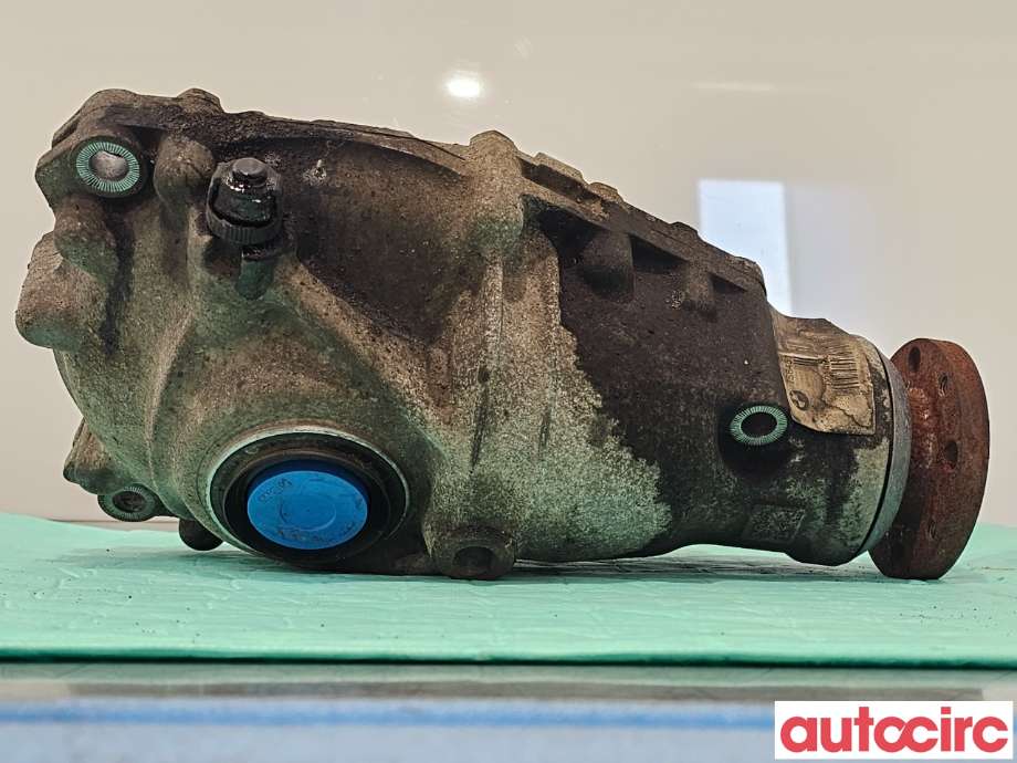 Kardang til BMW 3-Serie 2012-2018 (F30/F31/F34) (F30/F31/F34) (BMW|31508619487|7584519-06)
