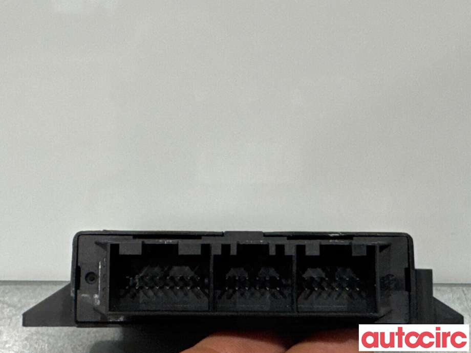 Styreenhet parkering til Kia Sportage 2010-2016 (Type III)  (KIA|968803U000|)