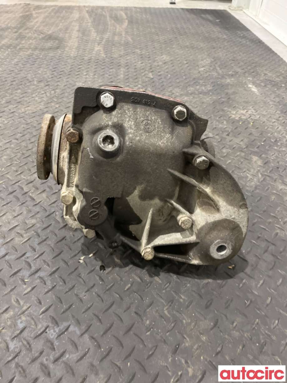 Kardang klokke bak til BMW 3-Serie 2005-2011 (E90/E91/E92/E93) (E90/E91/E92/E93) (BMW|33107591022|)