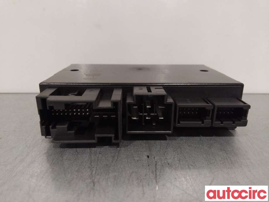 Styreenhet hengerfeste til BMW 3-Serie 2012-2018 (F30/F31/F34) (F30/F31/F34) (BMW|63119463372|120373-15|7160-9463372-01)