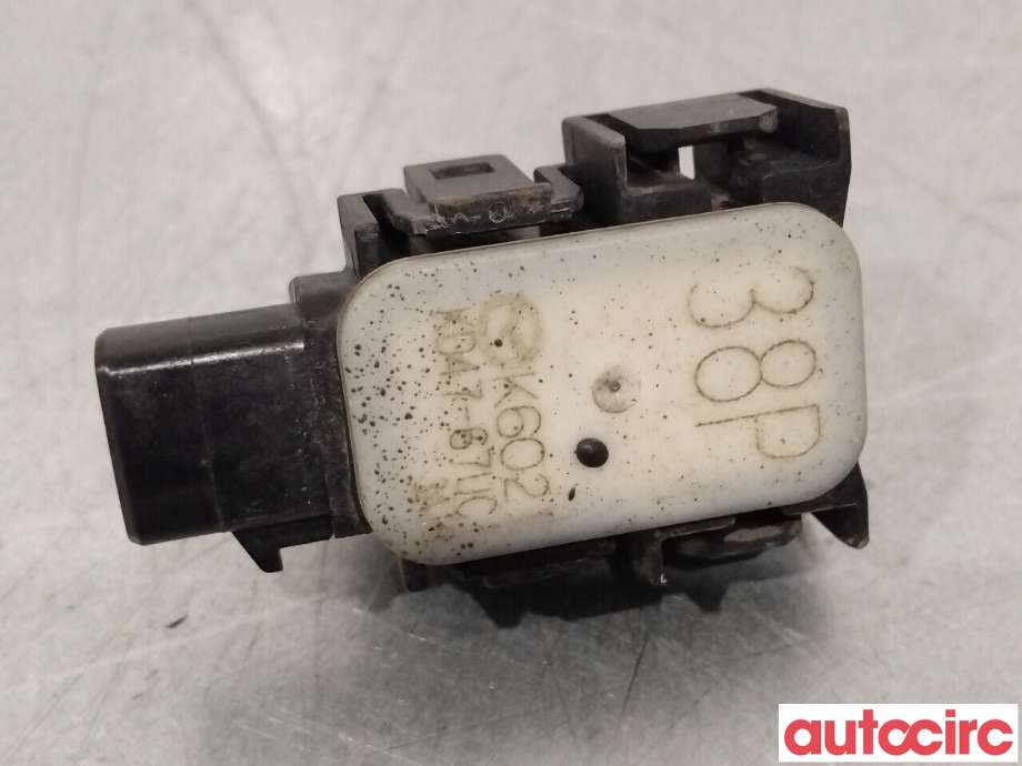 Parkeringssensor foran til Mazda CX-5 2012-2017 (Type I)  (MAZDA|KD47-67-UC1|KD49-67-UC1|KD4767UC1 50)