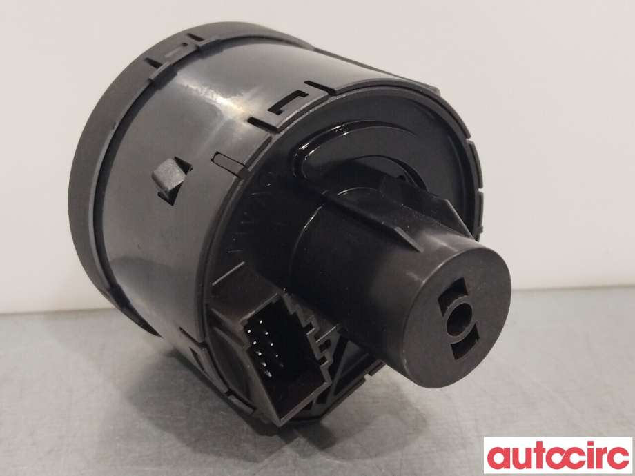 Bryter lys til VW Golf VII 2012-2017 (Fase 1) (VOLKSWAGEN|5G0941431BD)