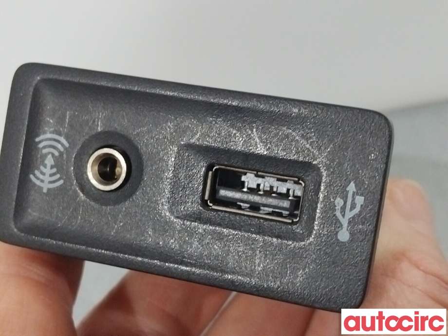 Diverse deler til VW Golf VII 2012-2017 (Fase 1)  (VOLKSWAGEN|5G0035222C)