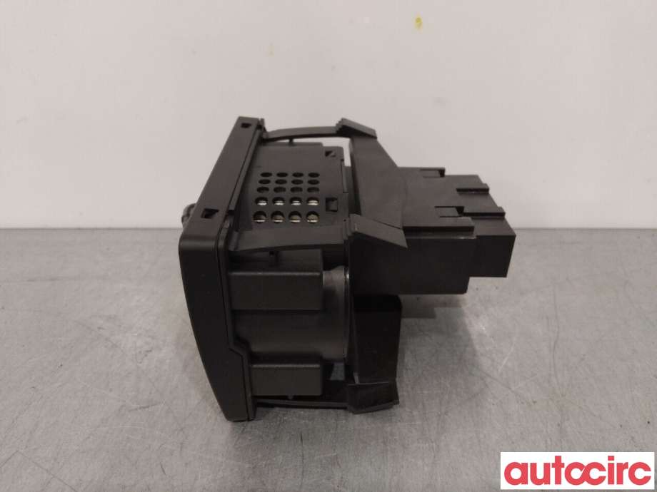Bryter lys til Ford Focus 2004-2007 (Type II, Fase 1) (FORD|1323825|4M5T13A024GA)