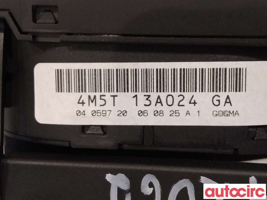 Bryter lys til Ford Focus 2004-2007 (Type II, Fase 1) (FORD|1323825|4M5T13A024GA)