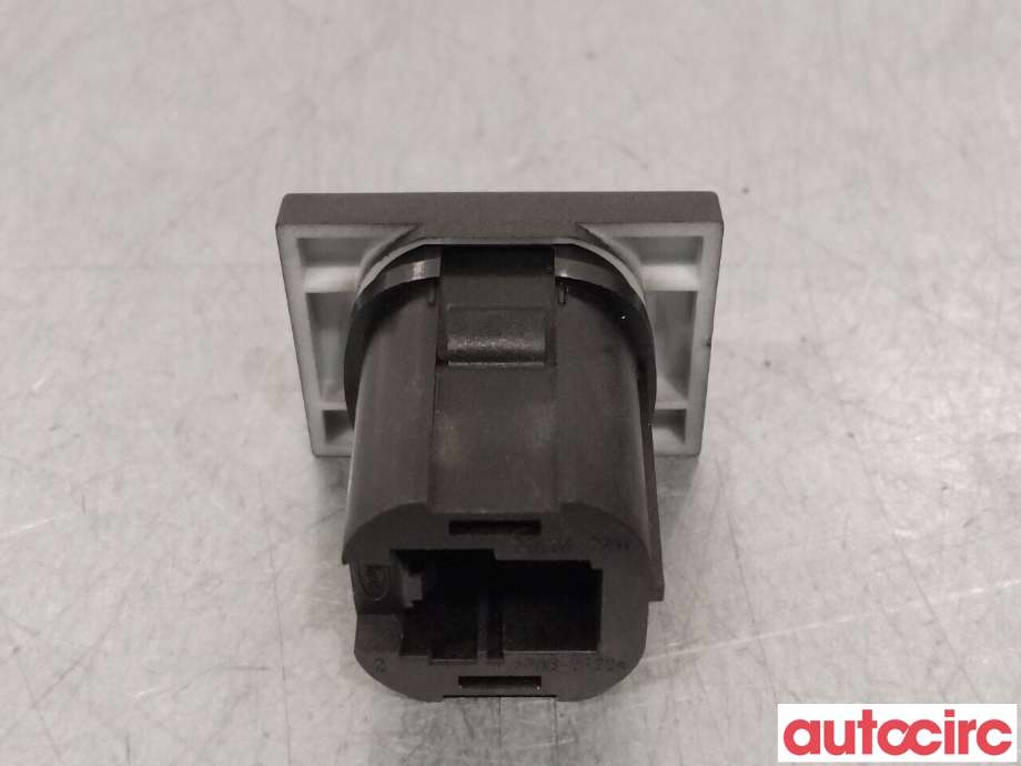 Bryter rutevarme til Ford Focus 2004-2007 (Type II, Fase 1) (FORD|1386140|3M5T-18C621-AD)