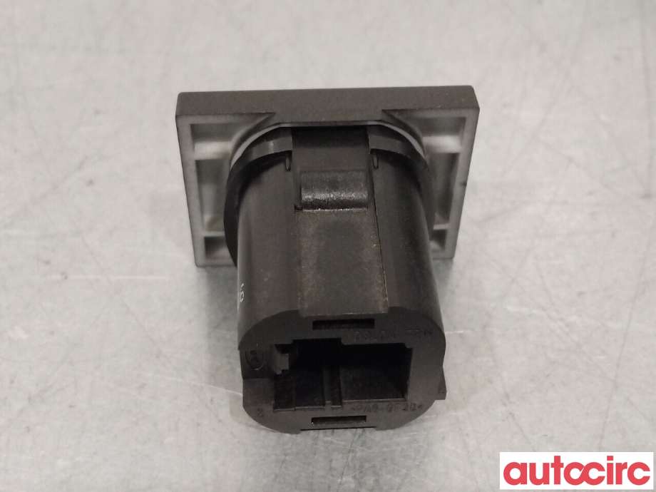 Bryter Antispinn til Ford Focus 2004-2007 (Type II, Fase 1) (FORD|1383527|3M5T-2C418-BE)