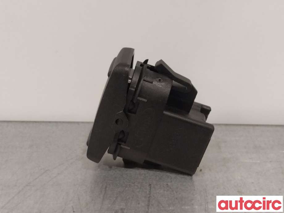 Bryter diverse til Ford Focus 2004-2007 (Type II, Fase 1) (FORD|1223143|3M5T-14529-AA)