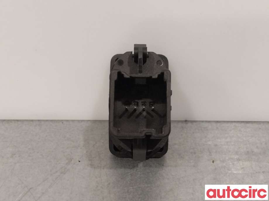 Bryter diverse til Ford Focus 2004-2007 (Type II, Fase 1) (FORD|1223143|3M5T-14529-AA)