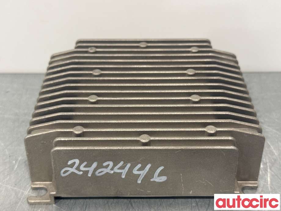 Bilstereo forsterker til Tesla Model S 2013-2016 (Fase 1)  (TESLA|1004833-10-A|)