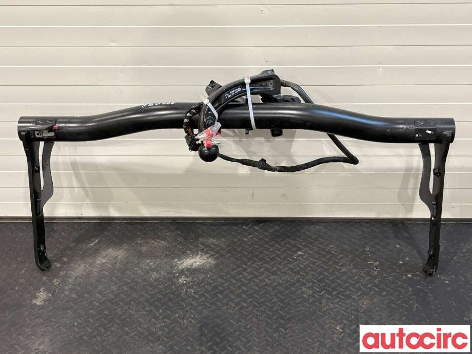 Hengerfeste til VW T-Roc 2017-->>  (VOLKSWAGEN|2GA803881B|E617|55R-013054)