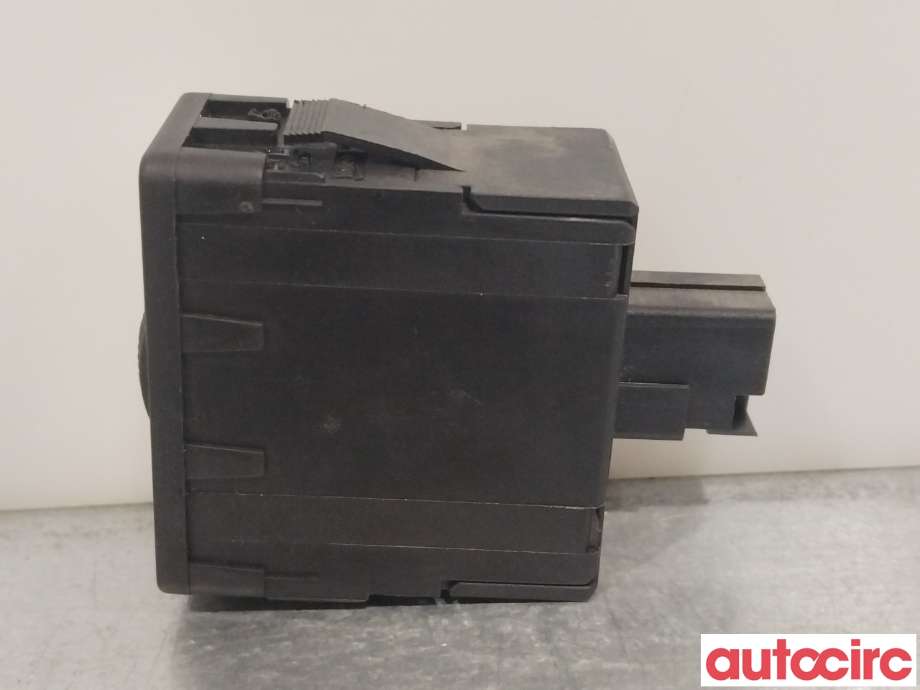 Bryter diverse til Peugeot Partner 2015-2019 (Type II, Fase 2) (PEUGEOT|96366692ZD|96366692)