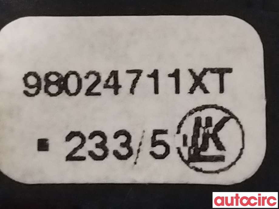 Bryter Antispinn til Peugeot Partner 2015-2019 (Type II, Fase 2)  (PEUGEOT|98024711XT)