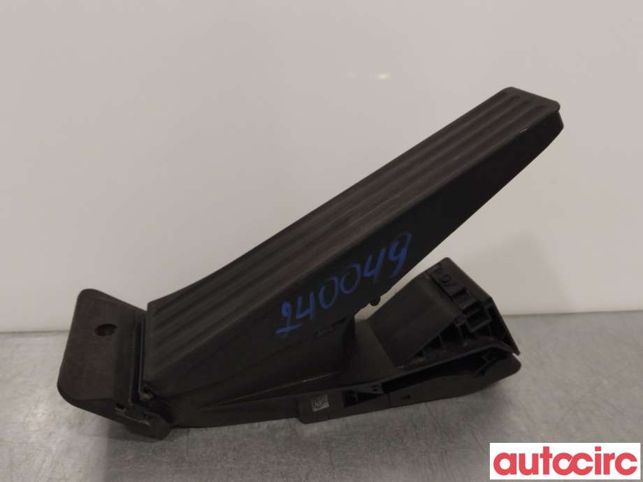 Pedal gass til BMW X6 2008-2014 (E71/E72) (E71/E72) (BMW|35426860784|35426788632)