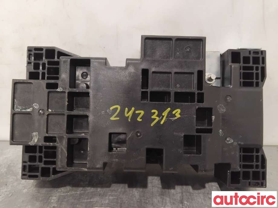 Diverse deler til Mitsubishi Outlander 2015-->> (Type III, Fase 2) (MITSUBISHI|9461A012|)