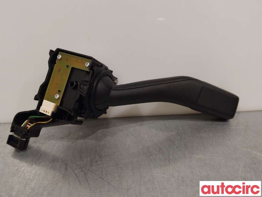 Bryter blink til VW Golf, Plus/Cross 2005-2009 (Fase 1)  (VOLKSWAGEN|1K0953513E)