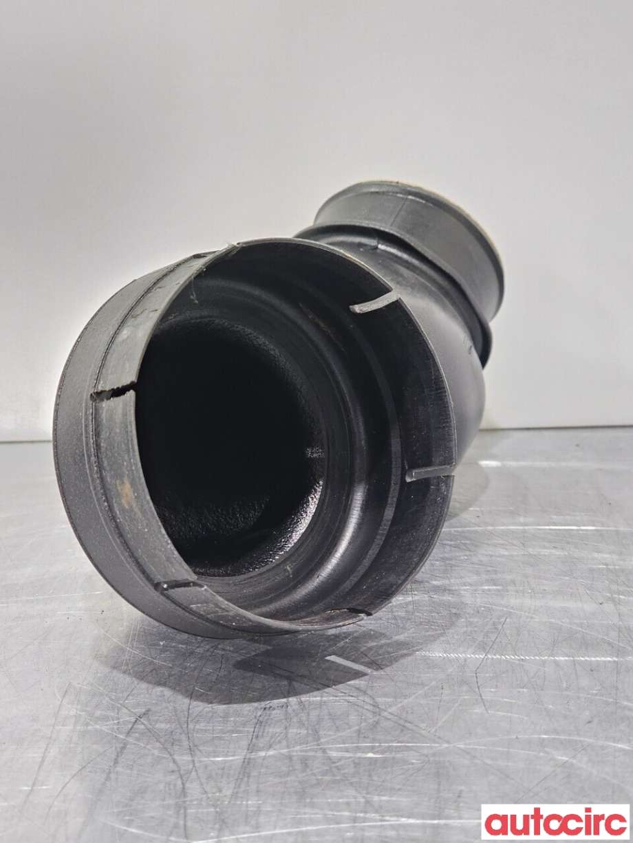 Turbo rør til Mercedes E-Klasse 2002-2006 (Fase 1) (W211) (W211) (MERCEDES|A2710901437)