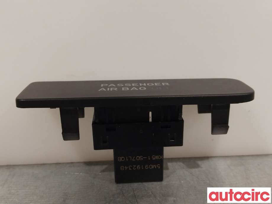 Bryter diverse til VW Golf, Plus/Cross 2005-2009 (Fase 1)  (VOLKSWAGEN|5M0919234B)