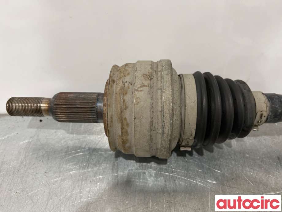 Drivaksel høyre bak til VW Transporter / Caravelle 2009-2015 (Fase 2) (T5) (T5) (VOLKSWAGEN|7E0501202X|7E0501202|7E0501202A)