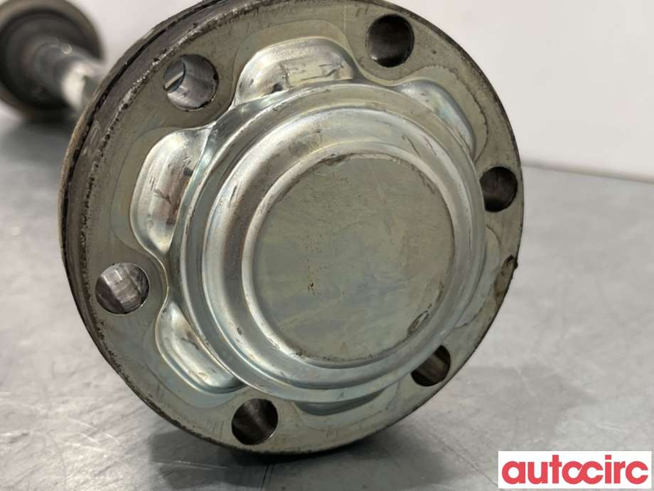 Drivaksel høyre bak til VW Transporter / Caravelle 2009-2015 (Fase 2) (T5) (T5) (VOLKSWAGEN|7E0501202X|7E0501202|7E0501202A)