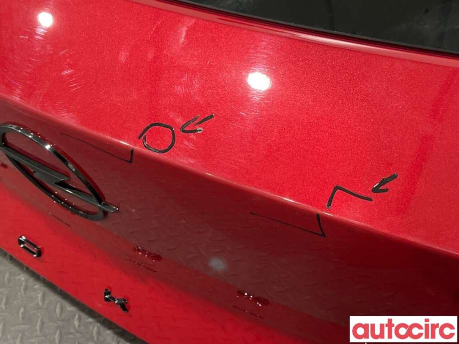 Bakluke combi til Opel Mokka E 2020-->> (Type II)  (OPEL|9837499880)