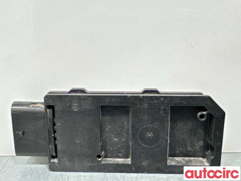 Diverse deler til VW ID.3 2020-->>  (VOLKSWAGEN|5WA962133D|RSB19)