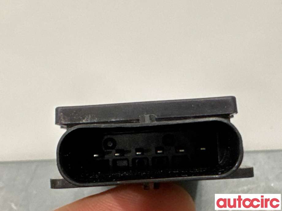 Diverse deler til VW ID.3 2020-->>  (VOLKSWAGEN|5WA962133D|RSB19)