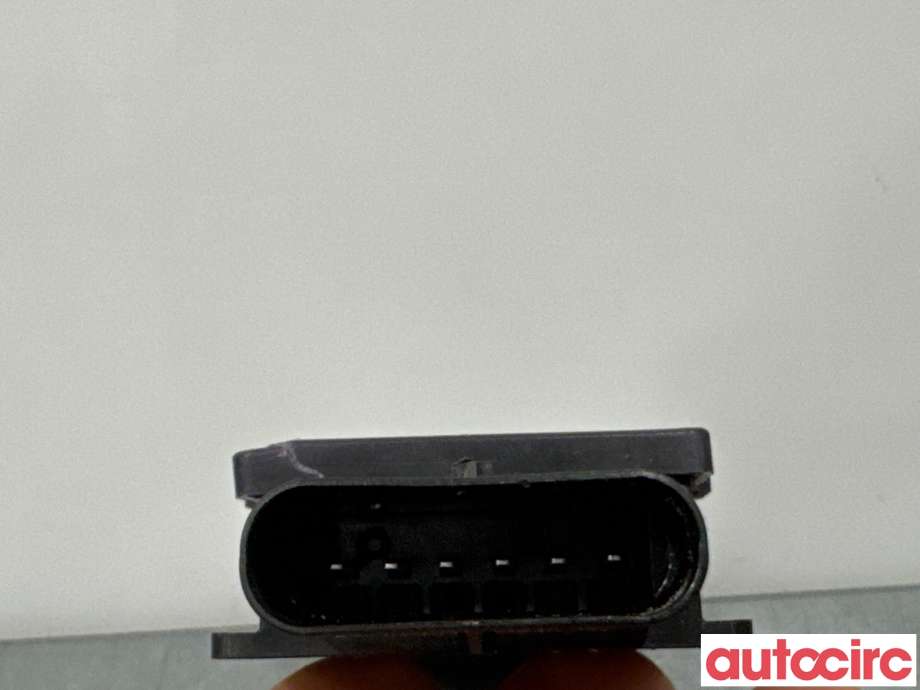 Diverse deler til VW ID.3 2020-->>  (VOLKSWAGEN|5WA962133D|RSB19)