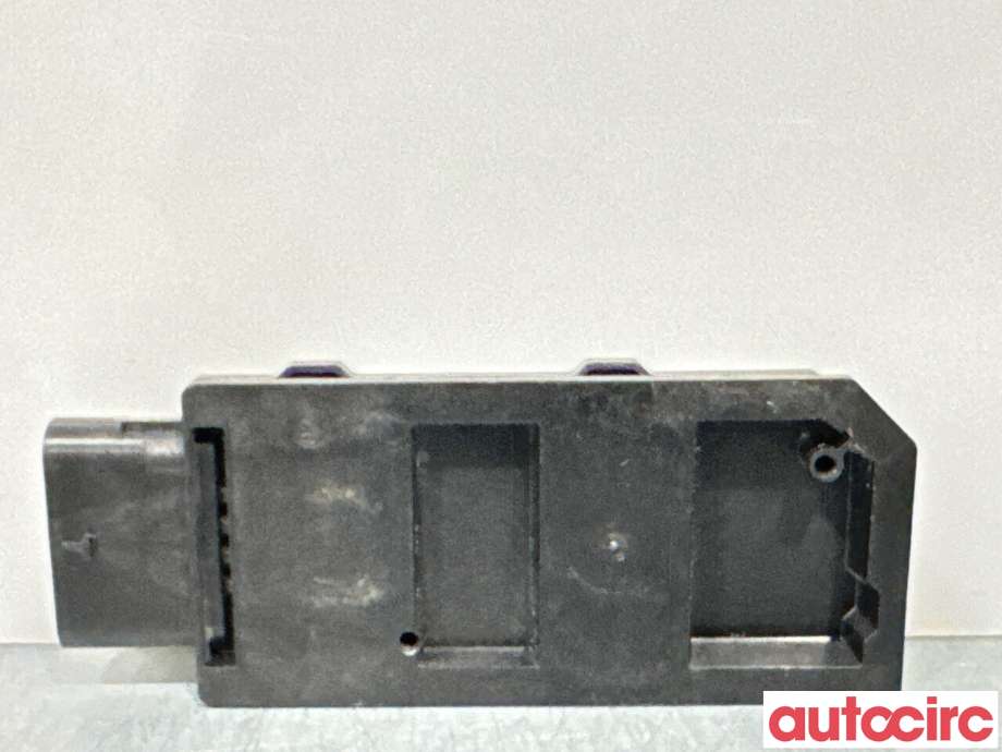 Diverse deler til VW ID.3 2020-->>  (VOLKSWAGEN|5WA962133D|RSB19)