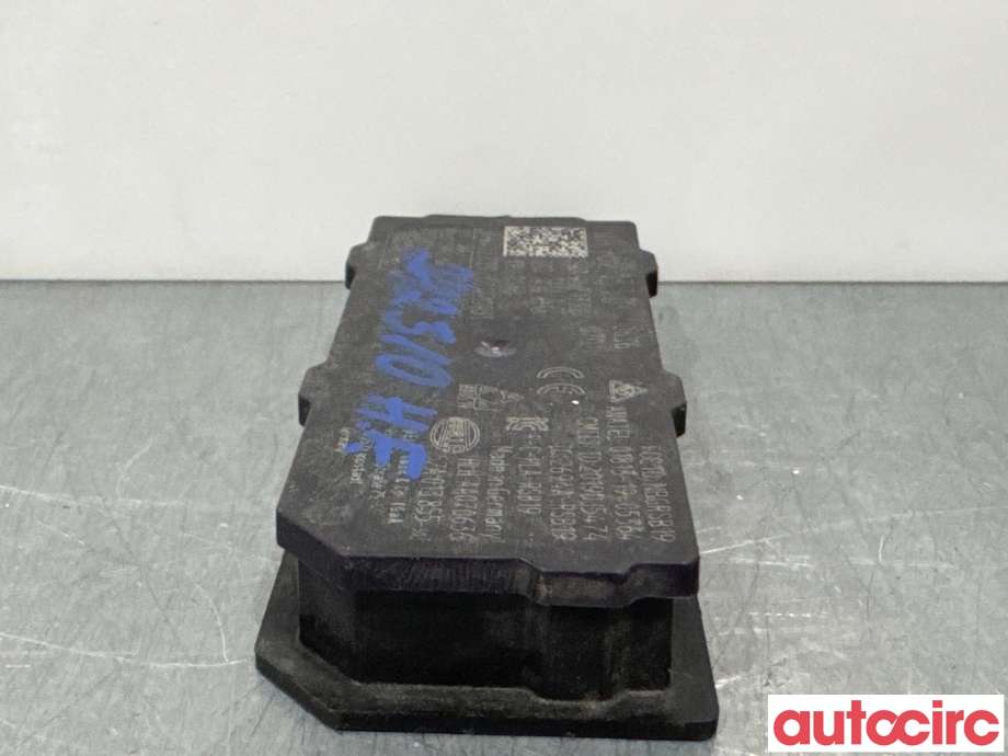 Diverse deler til VW ID.3 2020-->>  (VOLKSWAGEN|5WA962133D|RSB19)