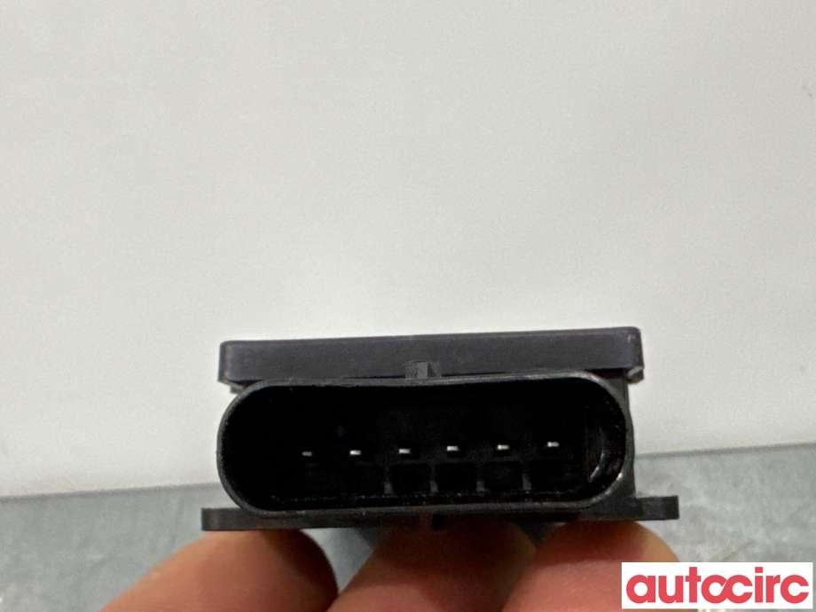 Diverse deler til VW ID.3 2020-->>  (VOLKSWAGEN|5WA962133D|RSB19)