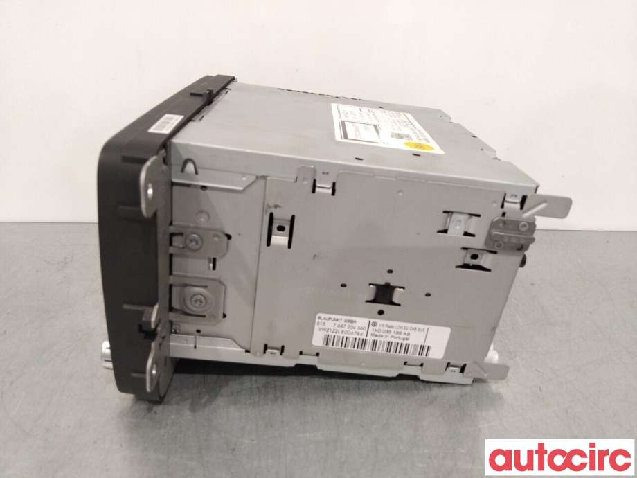 Bilstereo til VW Golf VI 2008-2012  (VOLKSWAGEN|1K0057187BX|7647204360|1K0035186AB)