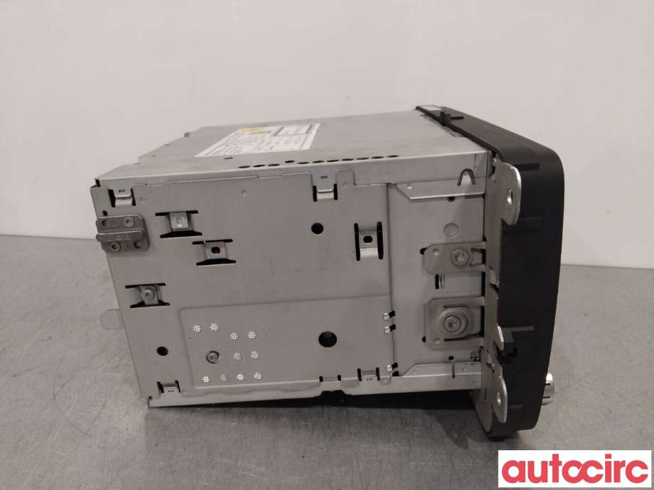 Bilstereo til VW Golf VI 2008-2012  (VOLKSWAGEN|1K0057187BX|7647204360|1K0035186AB)