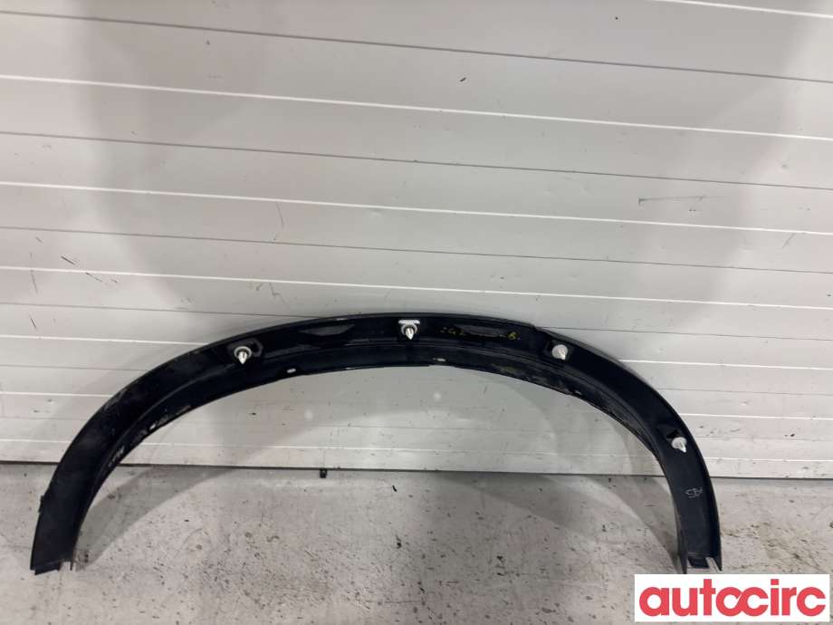 Hjulbuelist venstre bak til BMW X3 2010-2017 (F25) (F25) (BMW|51778052077|)