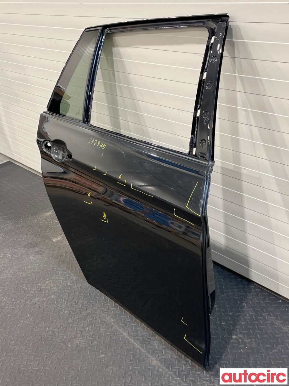 Dør høyre bak til BMW 3-Serie 2012-2018 (F30/F31/F34) (F30/F31/F34) (BMW|41009628766|41007298526)