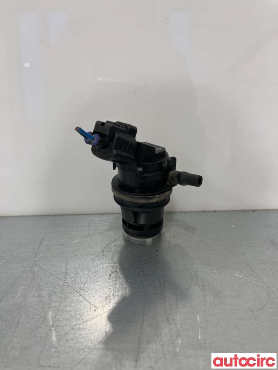 Spylerpumpe foran til Toyota Prius +7 2012-2020 (Type III) (stasjonsvogn) (stasjonsvogn) (TOYOTA|8533047010|)