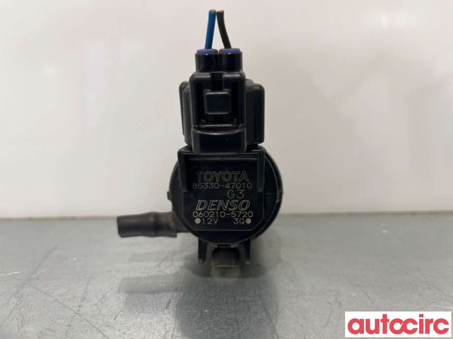 Spylerpumpe foran til Toyota Prius +7 2012-2020 (Type III) (stasjonsvogn) (stasjonsvogn) (TOYOTA|8533047010|)