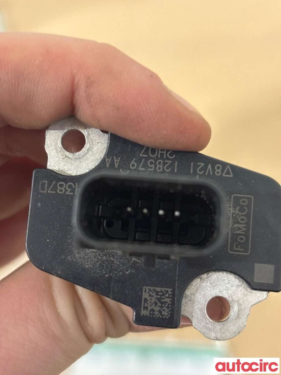 Luftmengde/luftmassemåler til Volvo V60 2010-2013 (Type I, Fase 1) (VOLVO|30757655||8V2112B579AA)