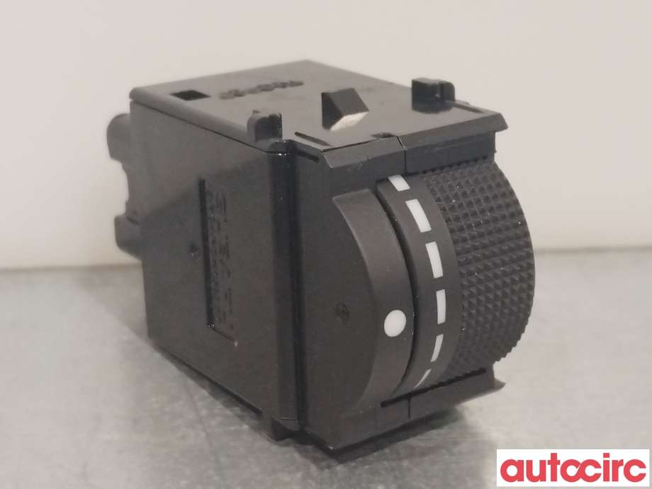 Bryter diverse til Subaru Forester 2013-2019 (Type IV)  (SUBARU|83002AL000|)