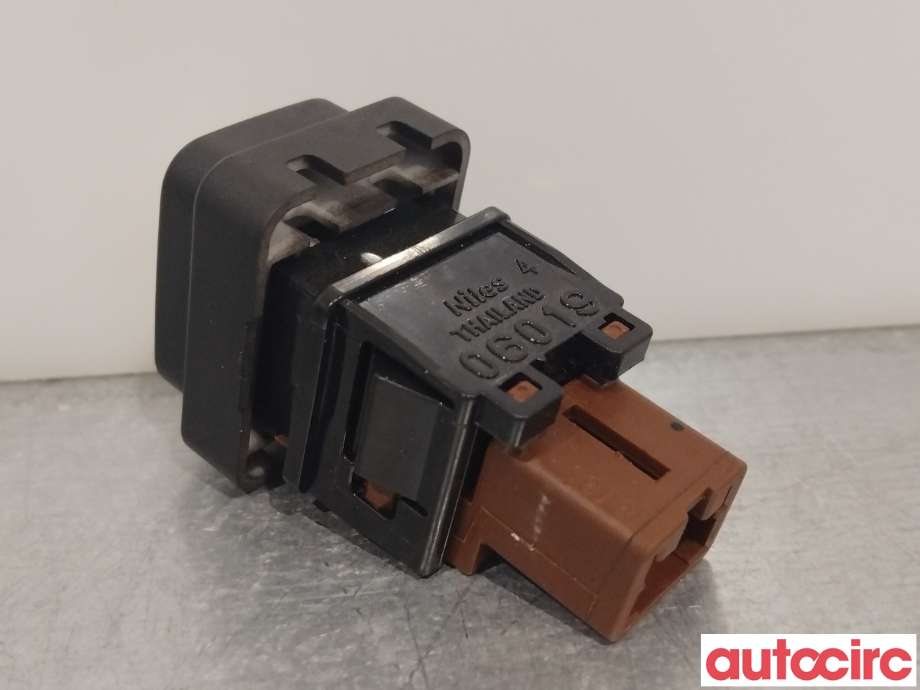 Bryter diverse til Subaru Forester 2013-2019 (Type IV)  (SUBARU|83002SG040|)