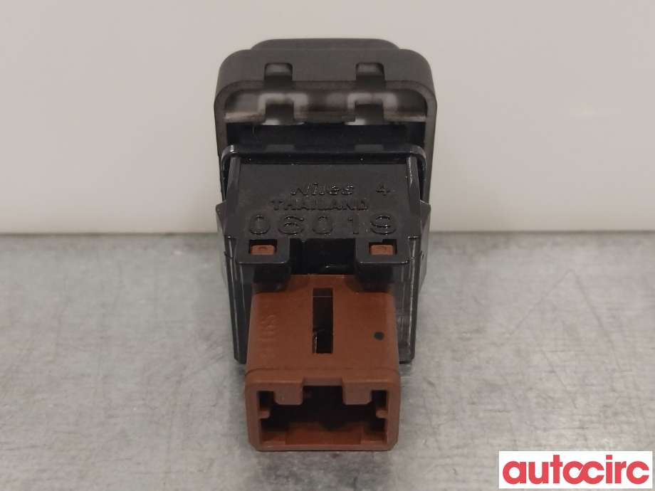Bryter diverse til Subaru Forester 2013-2019 (Type IV)  (SUBARU|83002SG040|)