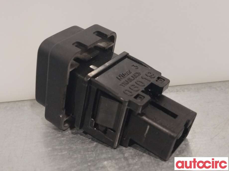 Bryter Antispinn til Subaru Forester 2013-2019 (Type IV) (SUBARU|83002SG030|)