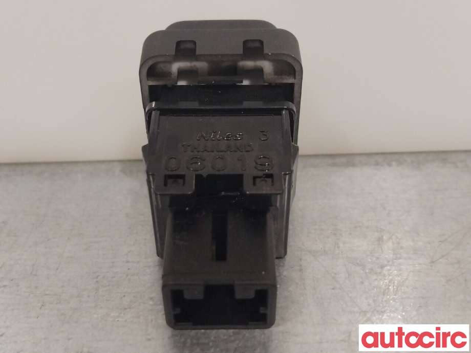 Bryter Antispinn til Subaru Forester 2013-2019 (Type IV) (SUBARU|83002SG030|)