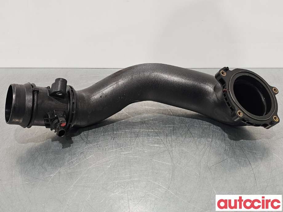 Turbo rør til Mercedes E-Klasse 2009-2013 (Fase 1) (W212) (W212) (MERCEDES|A6510903137|)