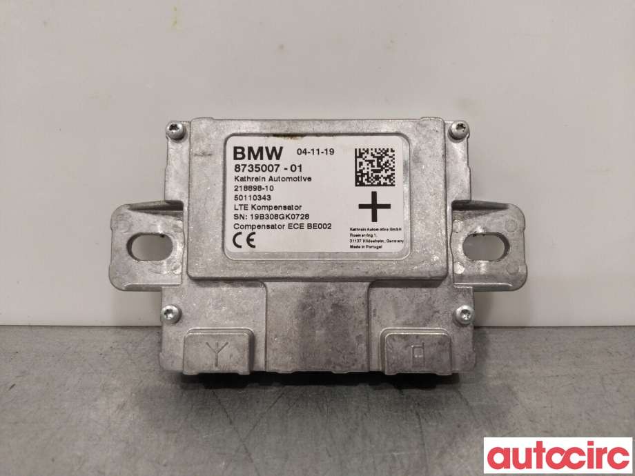 Antenne forsterker til BMW 5-Serie 2017-->> (G30/G31) (G30/G31) (BMW|84108735007|218898-10|8735007-01)