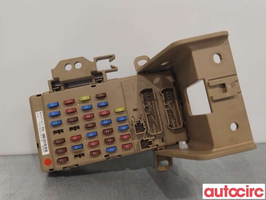 Sikringsboks til Subaru Forester 2013-2019 (Type IV) (SUBARU|82201FJ211)