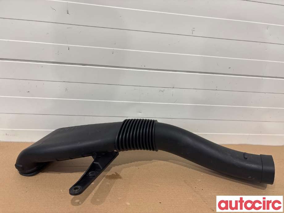 Luftslange innsug til BMW X6 2008-2014 (E71/E72) (E71/E72) (BMW|13717577446)