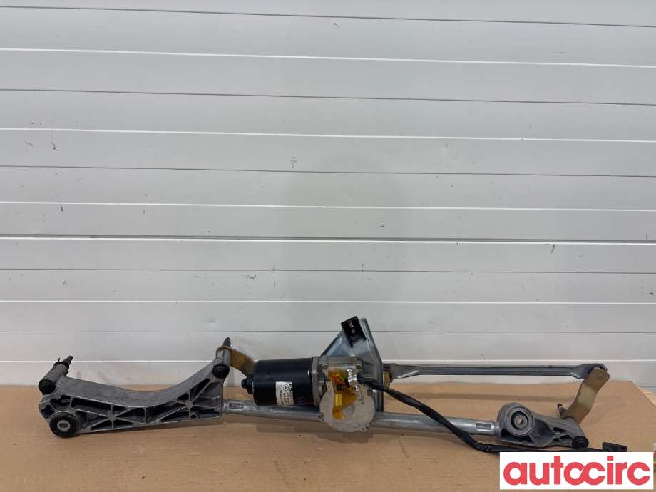 Viskermotor frontrute til Mercedes C-Klasse 2000-2004 (Fase 1) (W203) (W203) (MERCEDES|A2038200342|404518)