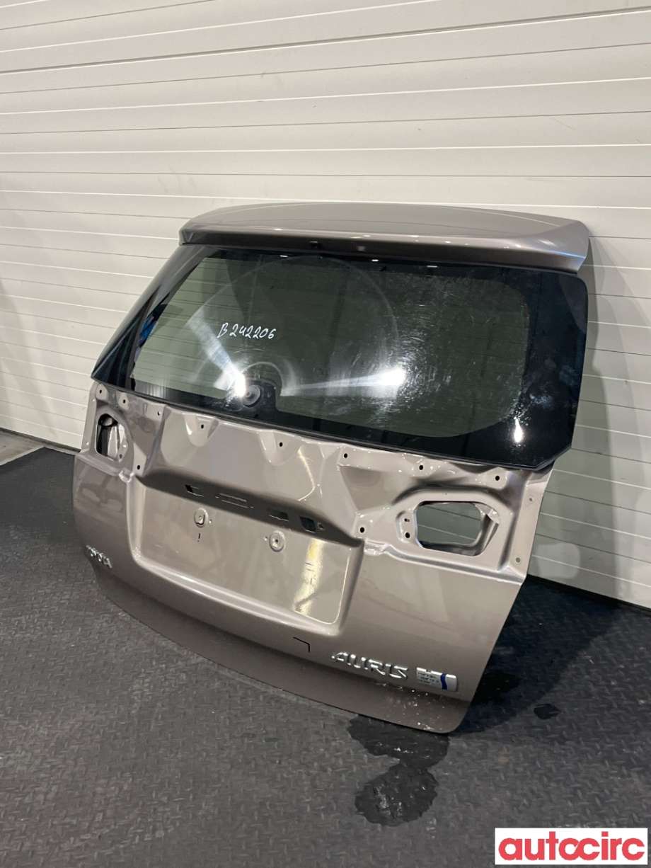 Bakluke til Toyota Auris 2013-2015 (Type II, Fase 1) (TOYOTA|6700502260)