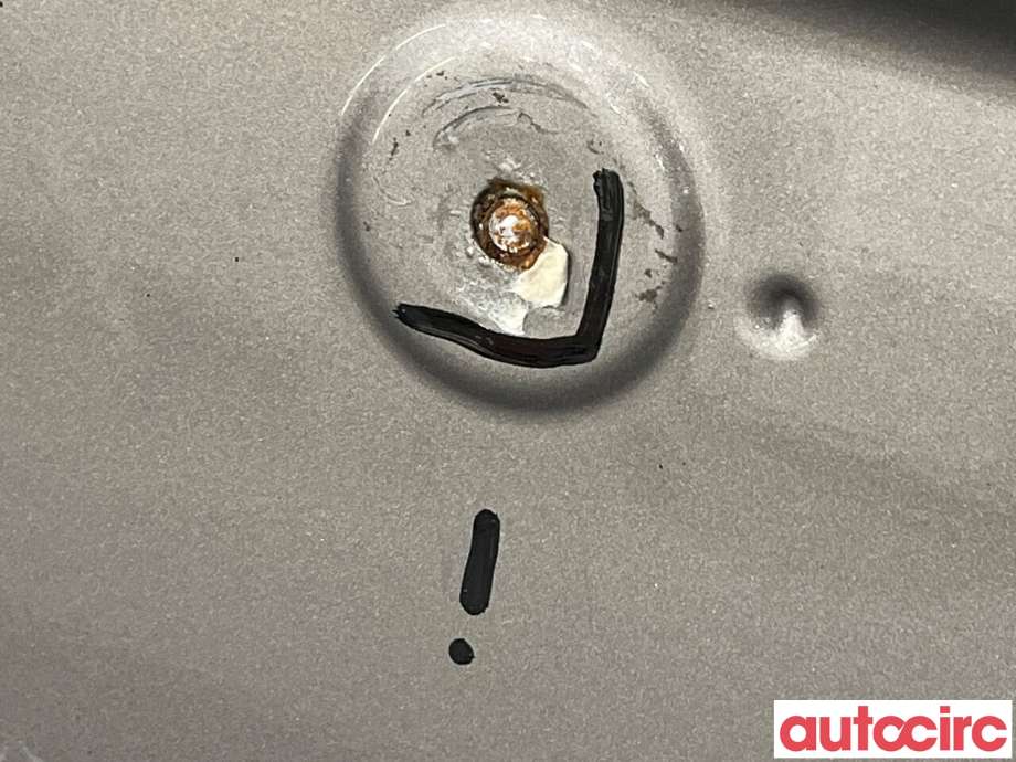 Bakluke til Toyota Auris 2013-2015 (Type II, Fase 1) (TOYOTA|6700502260)